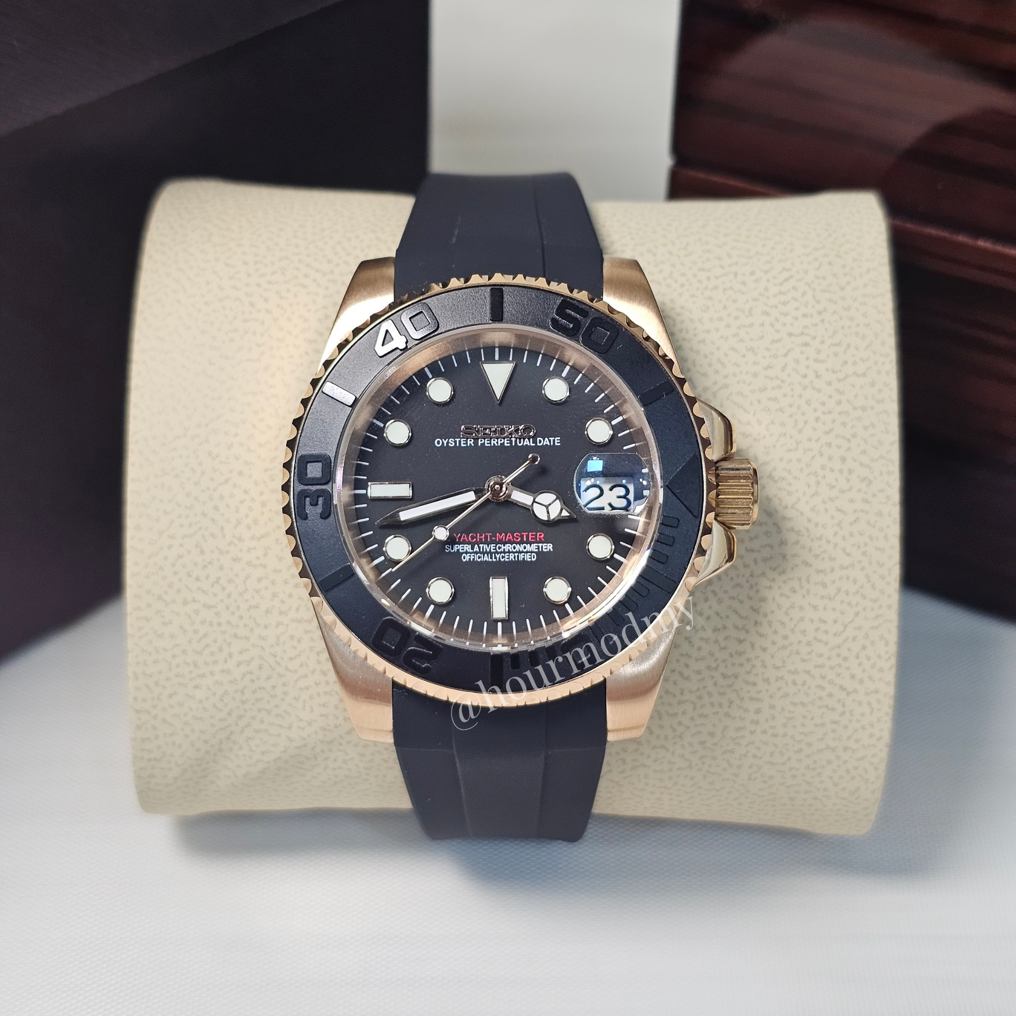 Seikoyacht l Rose Gold @ hourmodmy