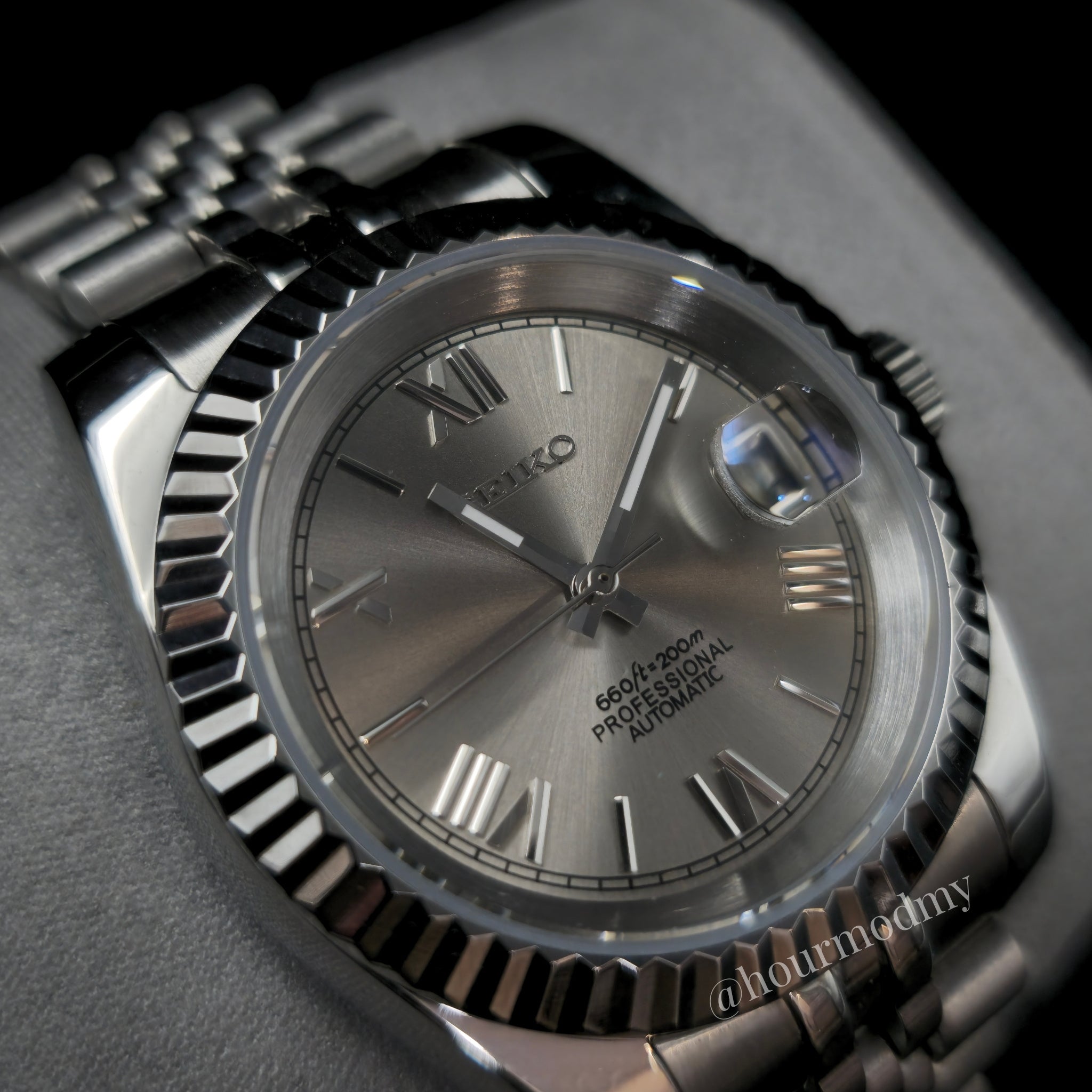 Seikojust l Roman Silver  @ hourmodmy