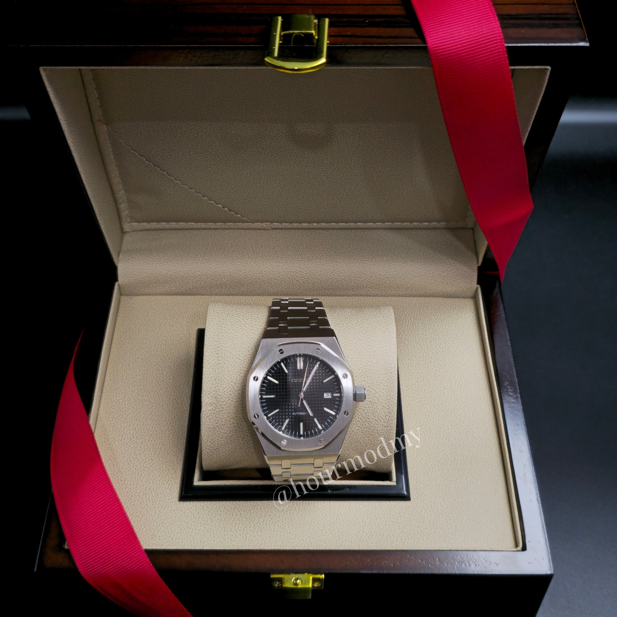 Seikoak l Classic Black @ hourmodmy