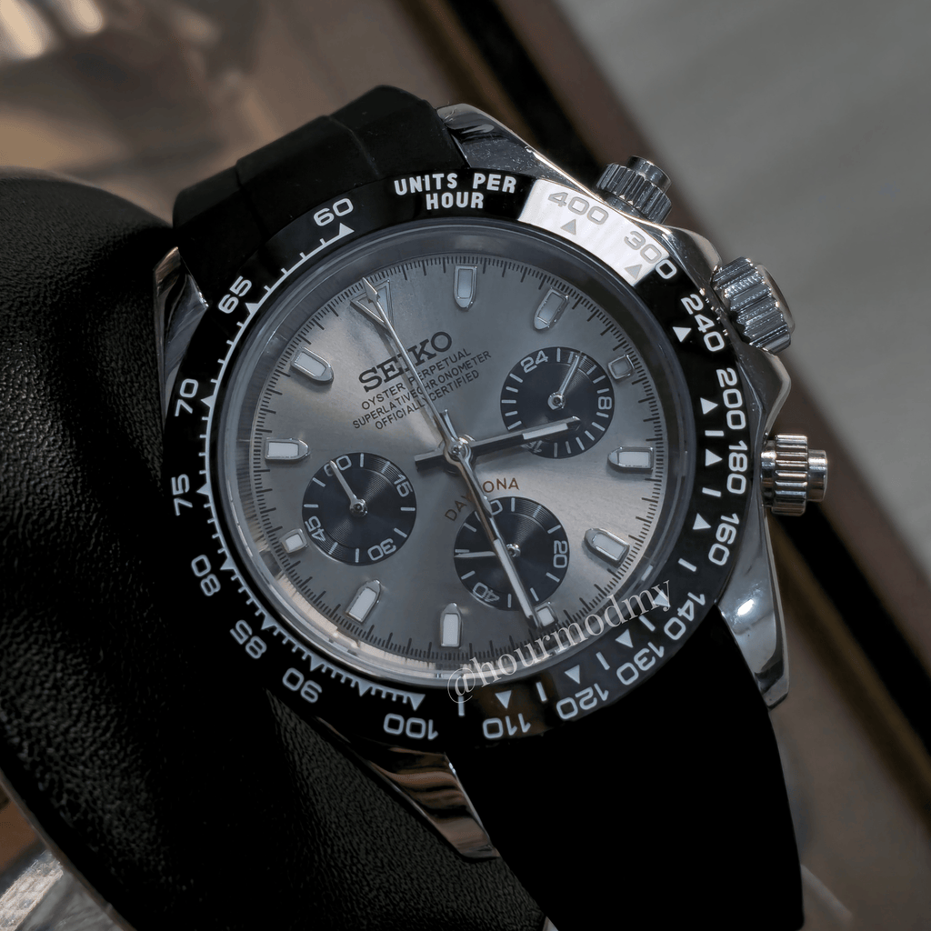 Seitona l Silver Ghost @ hourmodmy